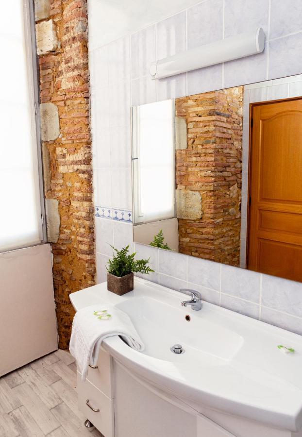 Cafe De France Eauze Bed & Breakfast Екстериор снимка
