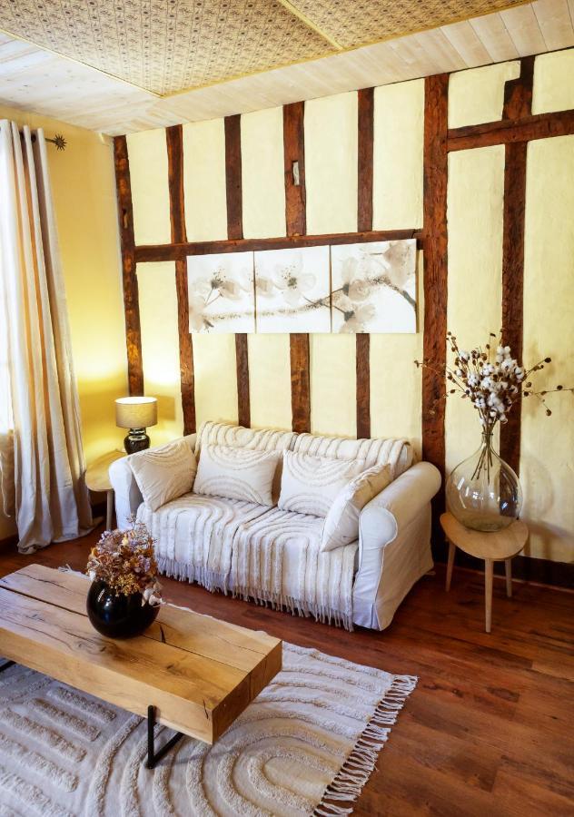 Cafe De France Eauze Bed & Breakfast Екстериор снимка