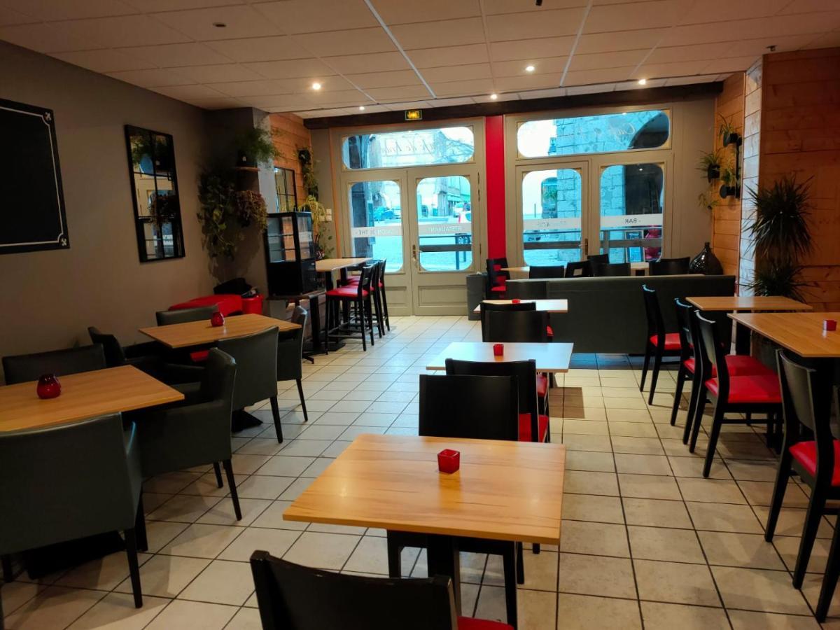 Cafe De France Eauze Bed & Breakfast Екстериор снимка