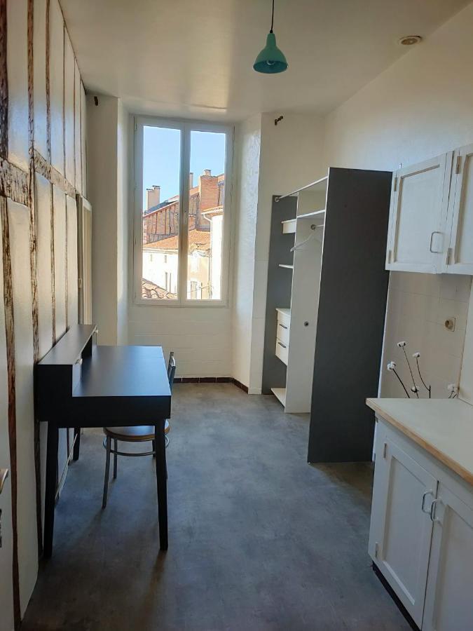 Cafe De France Eauze Bed & Breakfast Екстериор снимка